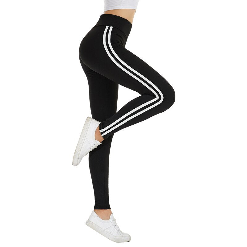 Women Camo Leggings - Black / L